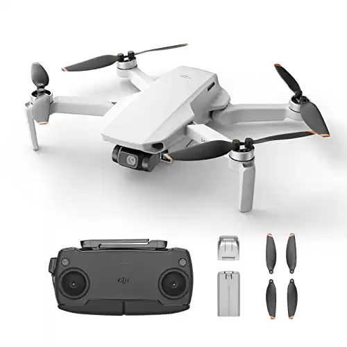 DJI Mini SE, Drone Quadcopter with 3-Axis Gimbal, 2.7K Camera, GPS, 30 Mins Flight Time, Reduced Weight 249g